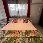 Location Tropical