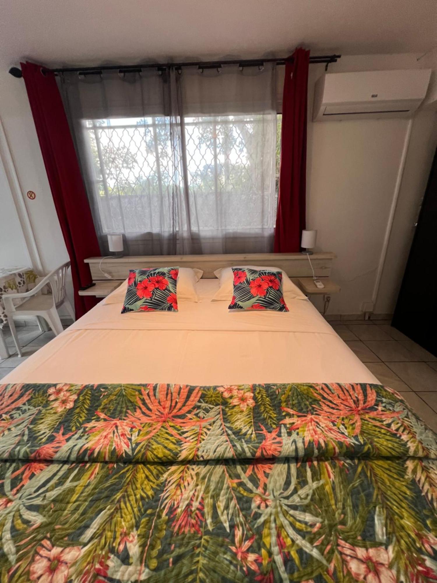 Location Tropical * Sainte-Anne (Grande-Terre)